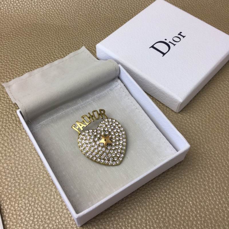 Dior Brooch 04lyr21